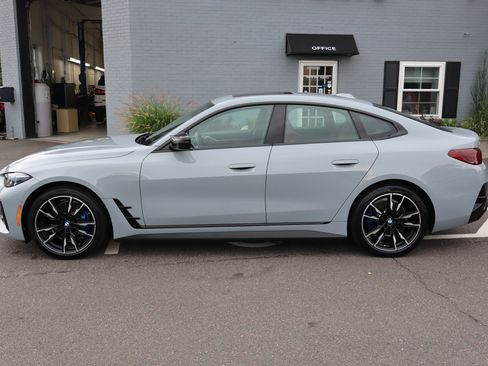 Used 2025 BMW i4 xDrive40i AWD/4WD image 9