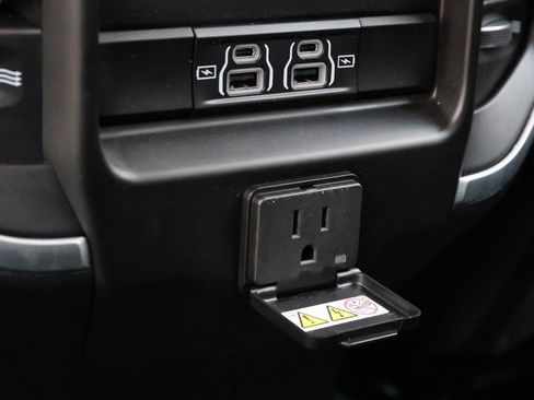 Used 2021 RAM 1500 Big Horn image 22