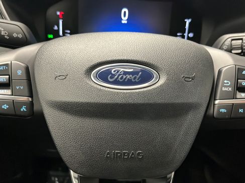 Used 2024 Ford Escape ST-Line w/ Tech Pack #1 AWD/4WD image 17