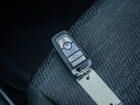 Certified 2022 Ford F150 XLT w/ Equipment Group 302A High image 47