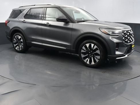 New 2026 Ford Explorer Platinum w/ LUX Leather Package image 3