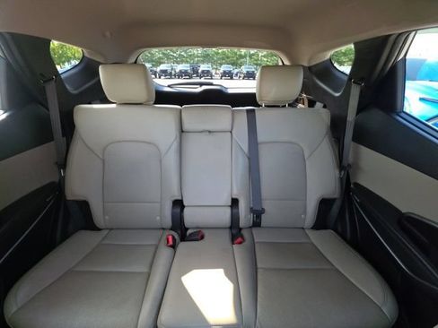 Used 2017 Hyundai Santa Fe Sport AWD/4WD image 27