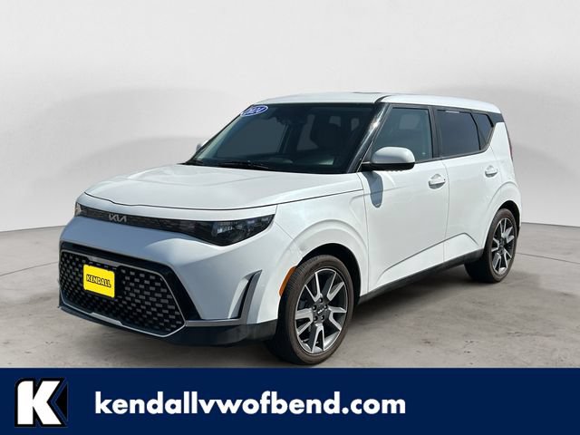 Used 2024 Kia Soul EX w/ Option Group 015 FWD image 1