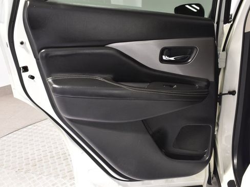 Used 2020 Nissan Murano S w/ Technology Package image 26