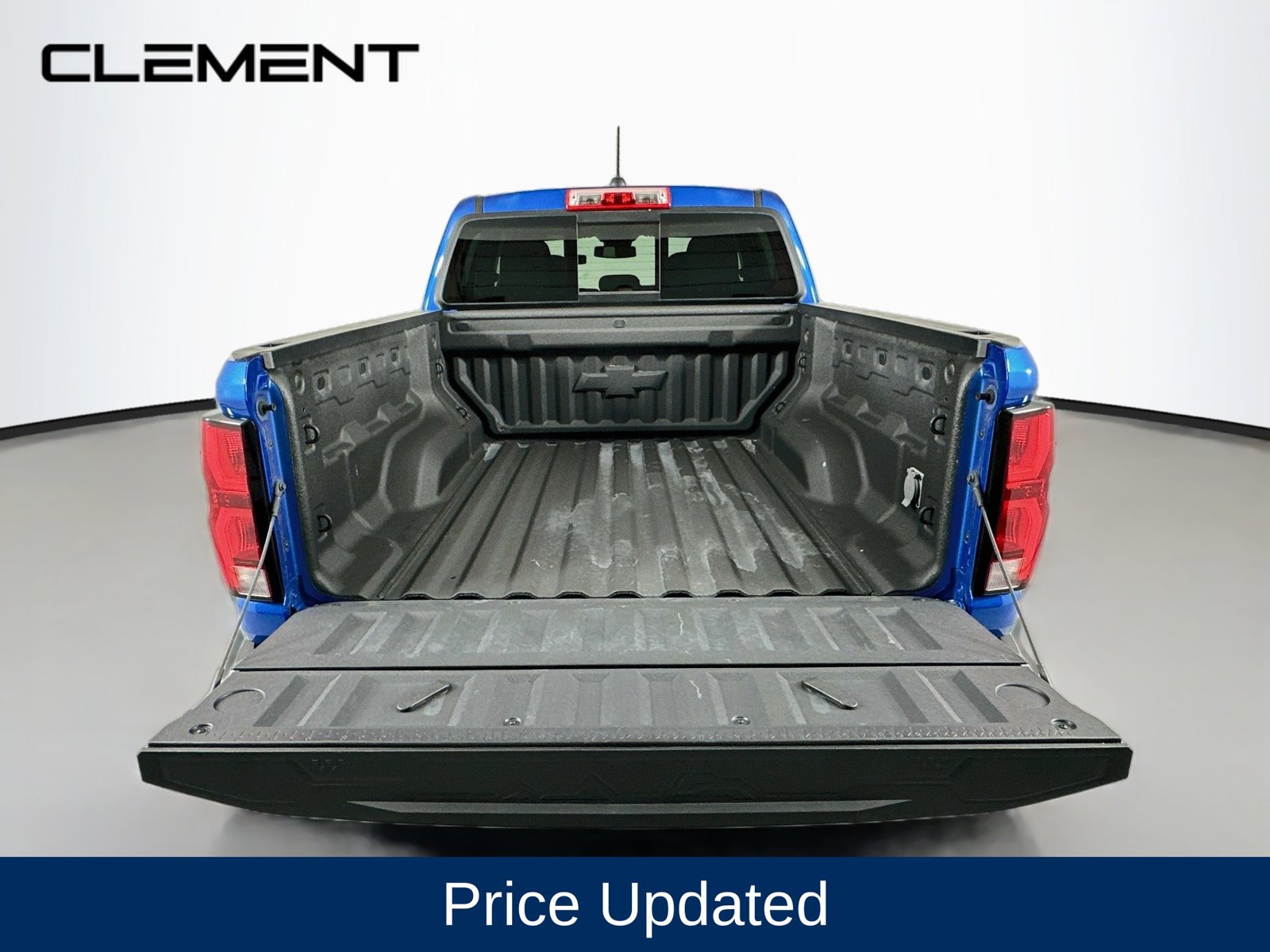Used 2024 Chevrolet Colorado Z71 w/ Z71 Convenience Package 2 AWD/4WD image 9