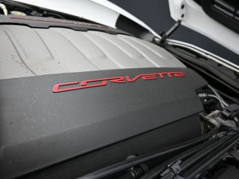 Used 2017 Chevrolet Corvette Stingray Coupe RWD image 16