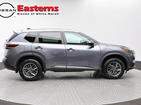Used 2023 Nissan Rogue S AWD/4WD image 4