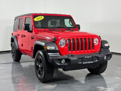 Used 2018 Jeep Wrangler Unlimited Sport S AWD/4WD image 3