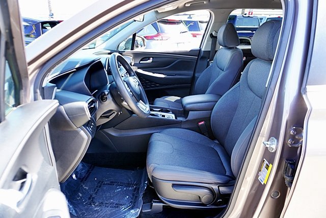Used 2020 Hyundai Santa Fe SE FWD image 21