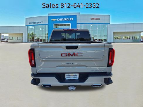 New 2026 GMC Sierra 1500 Denali w/ Denali Reserve Package AWD/4WD image 4
