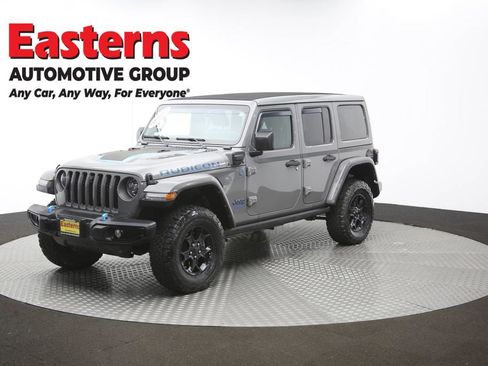 Used 2022 Jeep Wrangler Unlimited Rubicon 4xe w/ Cold Weather Group AWD/4WD image 57