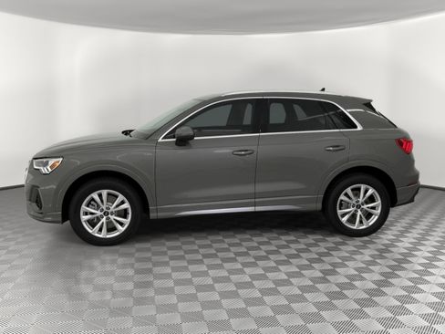 New 2025 Audi Q3 2.0T Premium w/ Convenience Package image 2