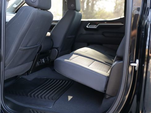 Used 2023 Chevrolet Silverado 1500 LT image 26