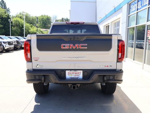 New 2026 GMC Sierra 1500 AT4X w/ AT4X AEV Edition AWD/4WD image 9