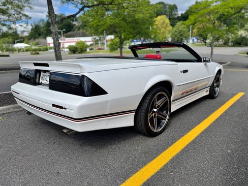 Used 1988 Chevrolet Camaro LT RWD image 3