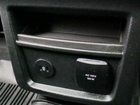 Used 2024 Ford Edge ST-Line AWD/4WD image 23