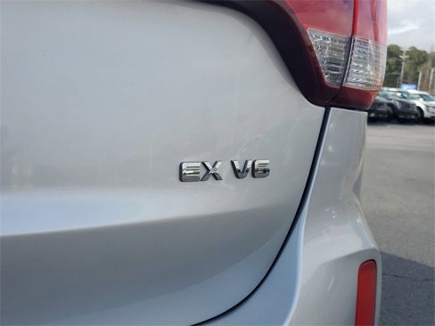 Used 2015 Kia Sorento EX image 8