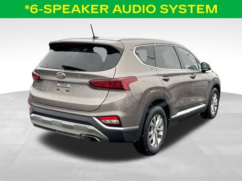 Used 2020 Hyundai Santa Fe SE image 9