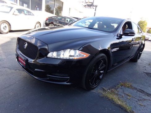 Used 2013 Jaguar XJ AWD image 61
