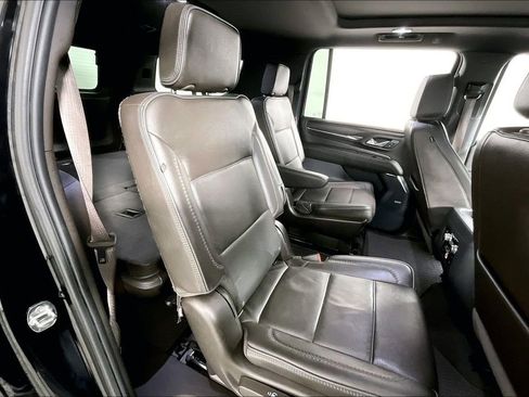 Used 2024 GMC Yukon XL Denali image 26