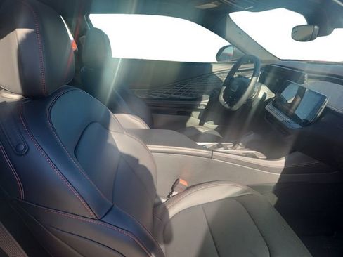 Used 2024 Dodge Charger R/T w/ Plus Group image 15