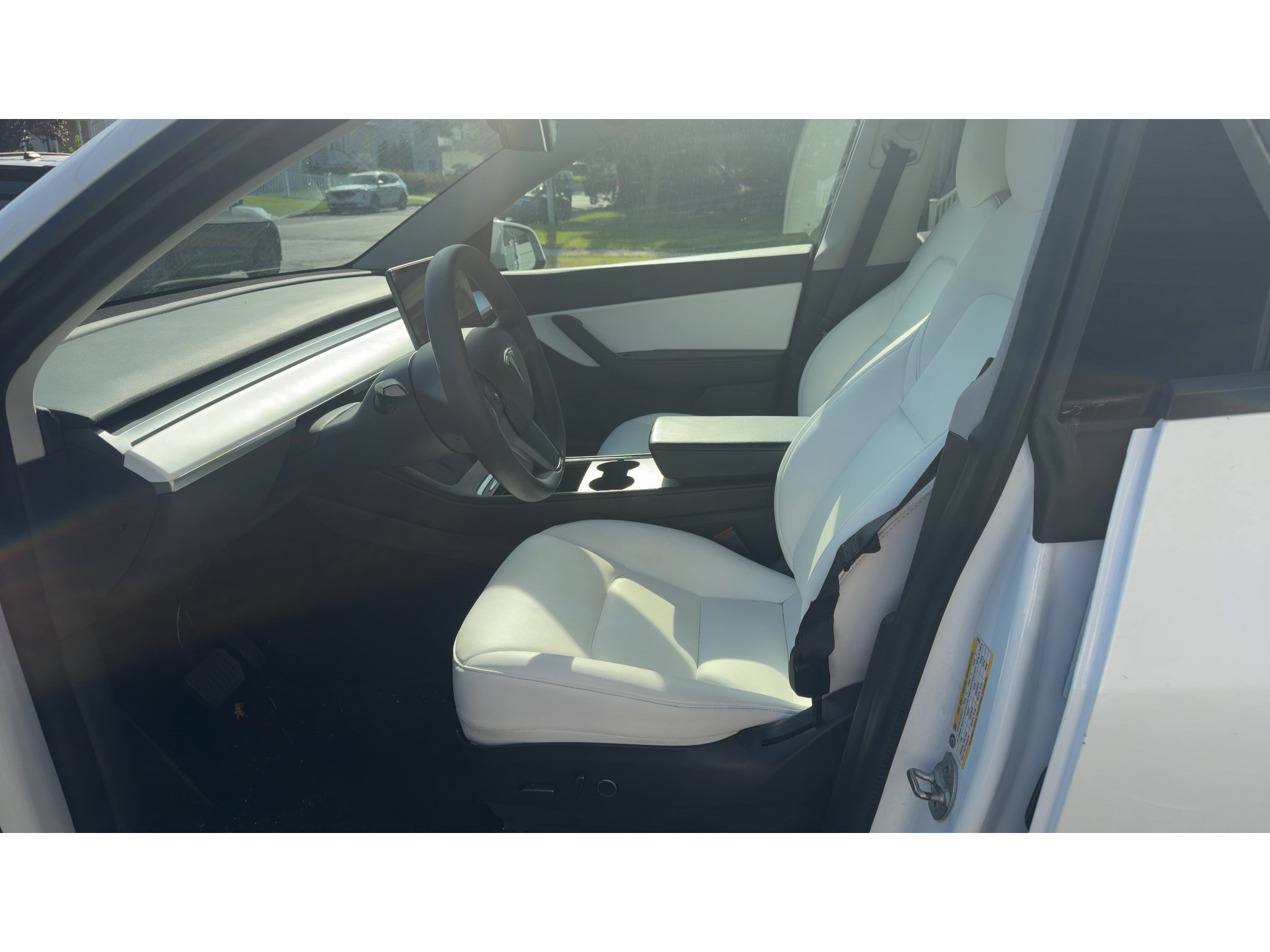 Used 2021 Tesla Model Y Long Range AWD/4WD image 10