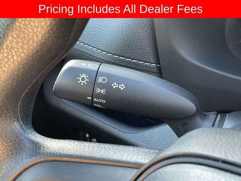 Used 2024 Toyota RAV4 XLE AWD/4WD image 27