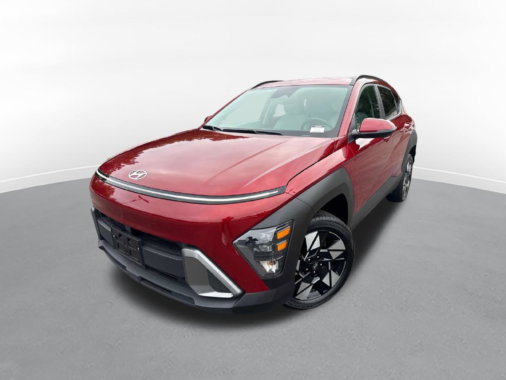 Used 2024 Hyundai Kona SEL AWD/4WD image 2