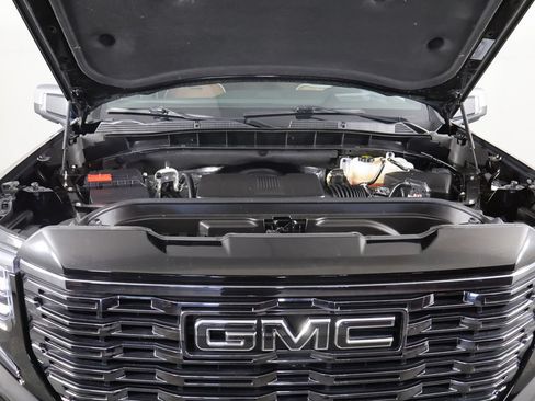 Used 2025 GMC Sierra 1500 Denali Ultimate AWD/4WD image 22
