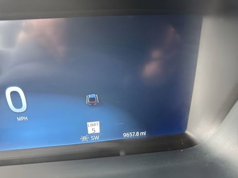 Used 2023 Ford F150 Lightning Lariat image 24