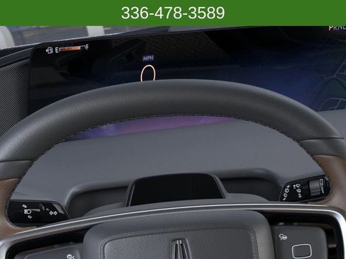 New 2026 Lincoln Navigator L Reserve AWD/4WD image 13