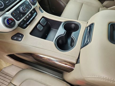 Used 2019 GMC Yukon SLT w/ Open Road Package RWD image 21