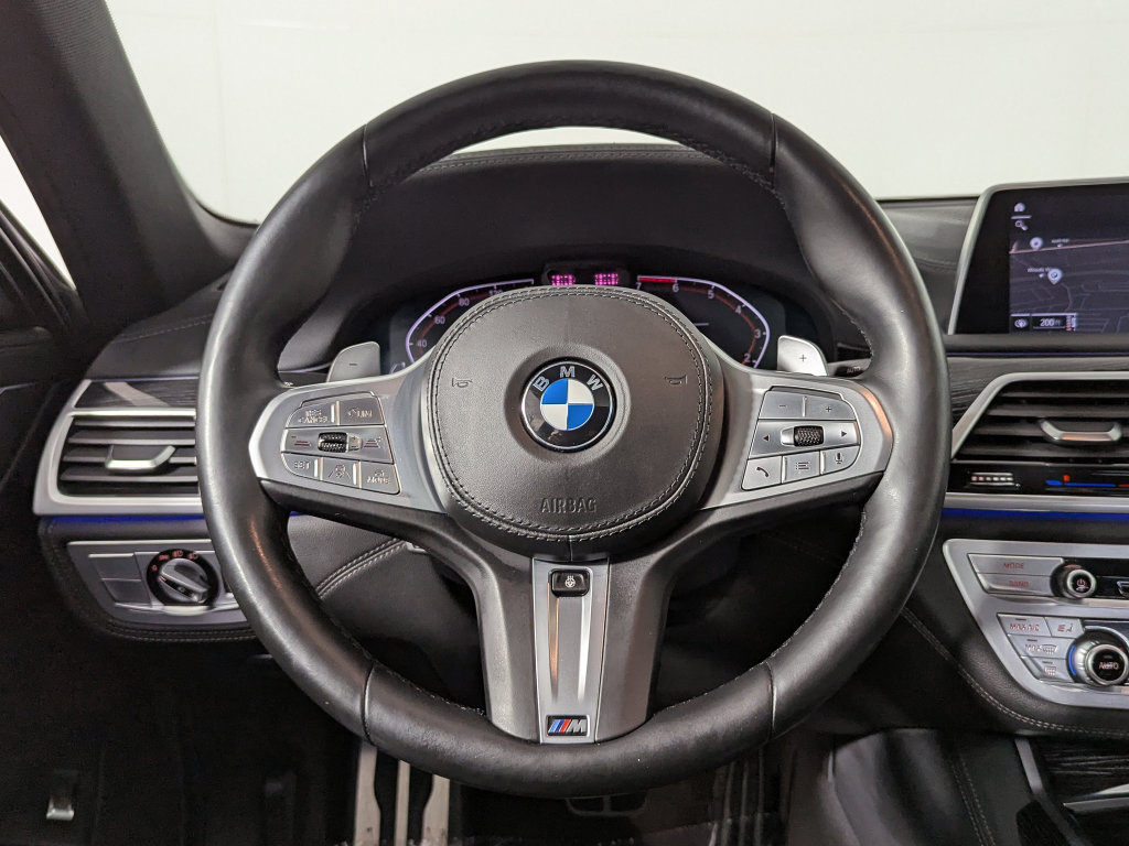 Used 2021 BMW 750i xDrive w/ M Sport Package AWD/4WD image 34