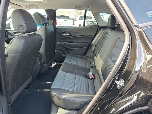 New 2026 Chevrolet Trax LT w/ Sunroof Package image 5