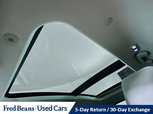 Certified 2022 Lincoln Corsair Standard w/ Premium Package image 24