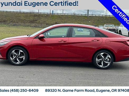 Used 2023 Hyundai Elantra SEL w/ Convenience Package image 7