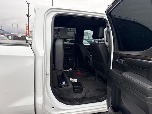 Used 2024 Chevrolet Silverado 1500 LT Trail Boss w/ LT Trail Boss Premium Package image 21