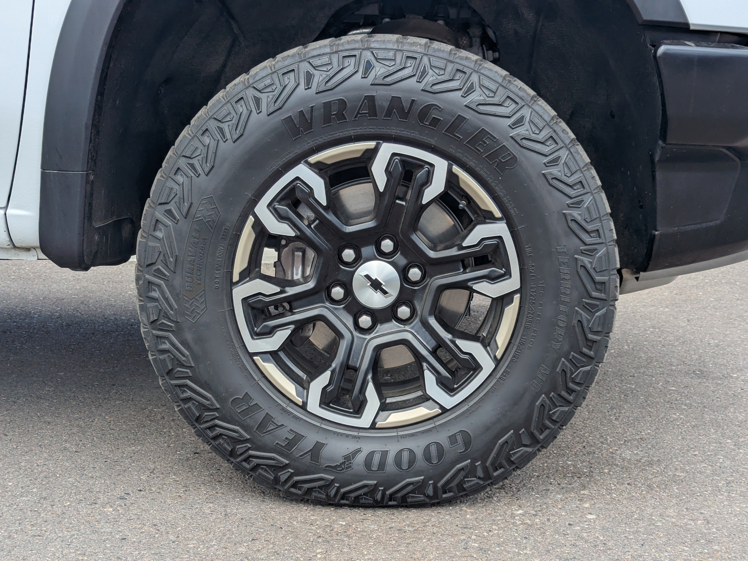 Certified 2024 Chevrolet Silverado 1500 ZR2 AWD/4WD image 52