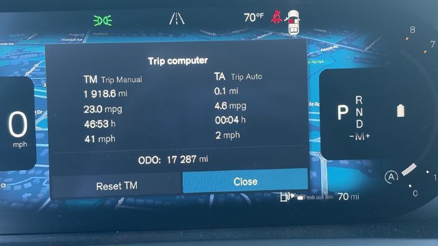 Certified 2025 Volvo XC90 B5 Core AWD/4WD image 18