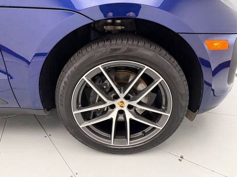 Used 2025 Porsche Macan image 42