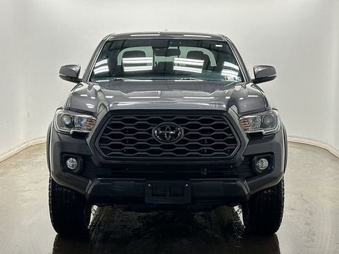 Used 2022 Toyota Tacoma TRD Off-Road image 28