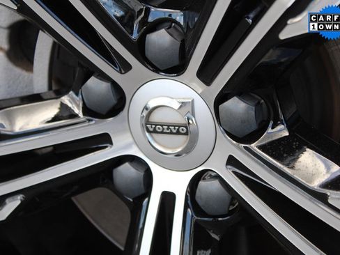 Used 2021 Volvo XC40 T5 Inscription w/ Advanced Package image 15