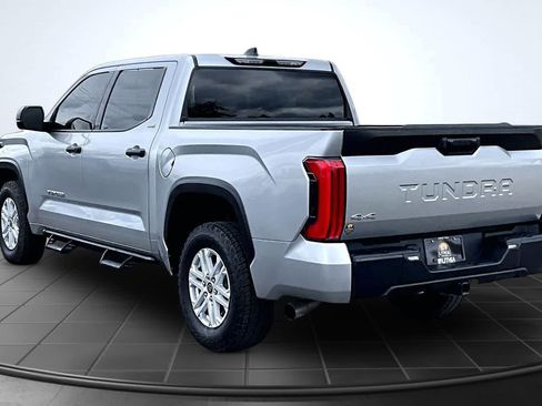 Used 2022 Toyota Tundra SR5 AWD/4WD image 4
