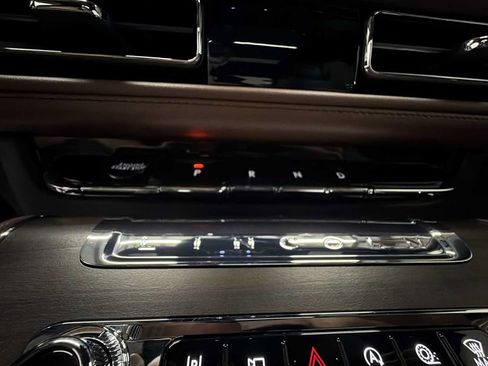 Used 2026 Lincoln Aviator Reserve w/ Jet Appearance Package AWD/4WD image 22