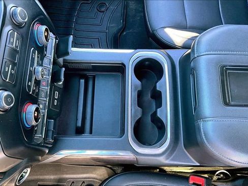 Used 2022 Chevrolet Silverado 3500 LTZ w/ LTZ Convenience Package image 19