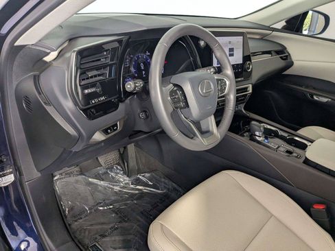 Used 2024 Lexus RX 350 FWD w/ Technology Package image 13