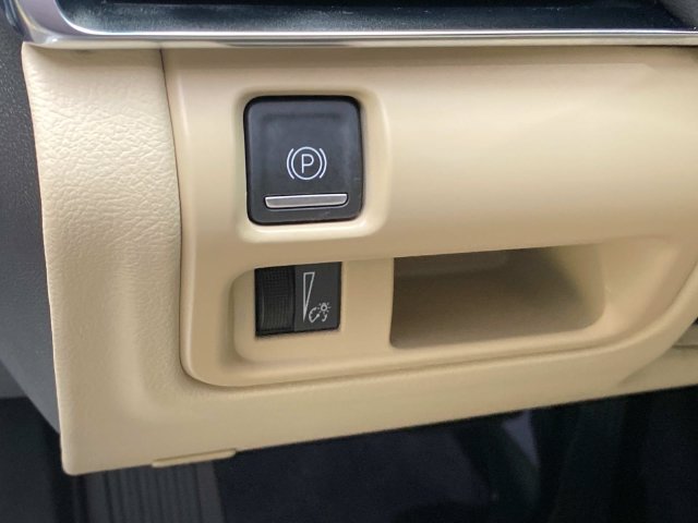 Used 2024 Cadillac CT5 Luxury w/ Cold Weather Package RWD image 16