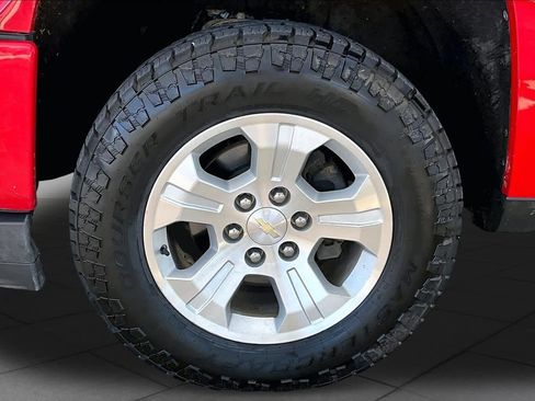 Used 2017 Chevrolet Silverado 1500 LT w/ All Star Edition AWD/4WD image 10