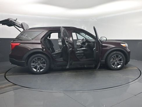 Used 2023 Ford Explorer XLT w/ Equipment Group 202A image 60