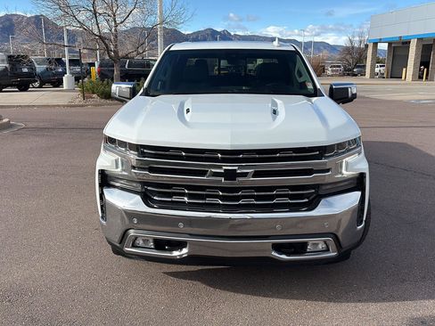Used 2022 Chevrolet Silverado 1500 LTZ w/ LTZ Premium Package image 2